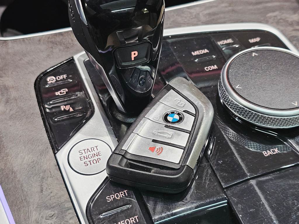 Thumbnail: 2022 BMW X5 - 30