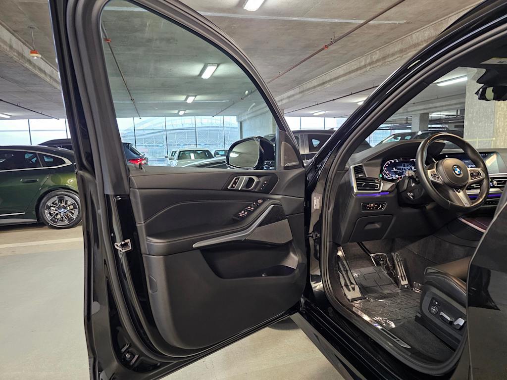 Thumbnail: 2023 BMW X5 - 36