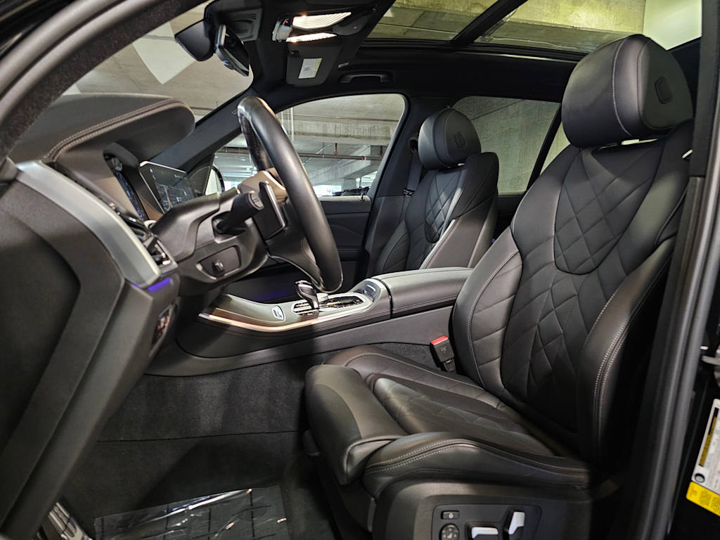 Thumbnail: 2023 BMW X5 - 11