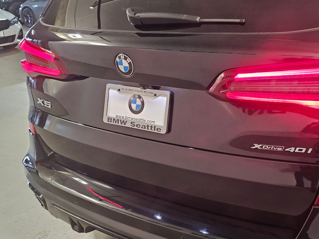Thumbnail: 2023 BMW X5 - 7