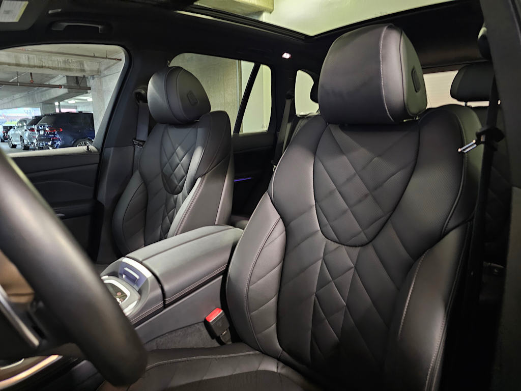 Thumbnail: 2023 BMW X5 - 12