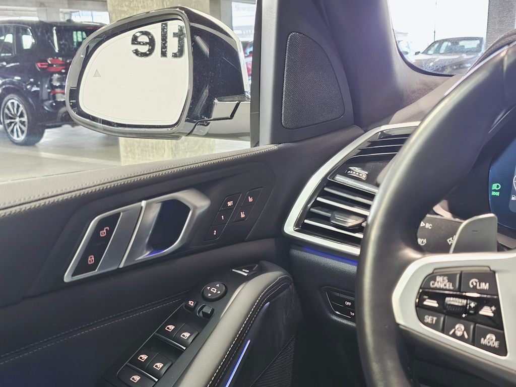 Thumbnail: 2022 BMW X5 - 27