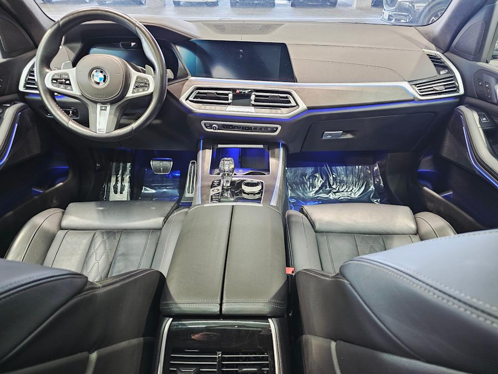 Thumbnail: 2022 BMW X5 - 9