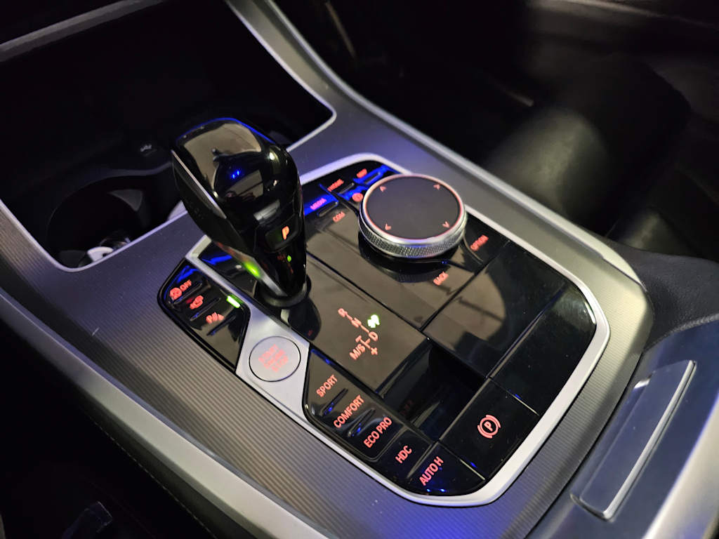 Thumbnail: 2022 BMW X5 - 17