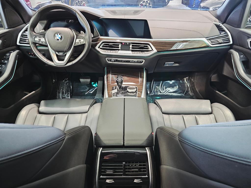 Thumbnail: 2021 BMW X5 - 9