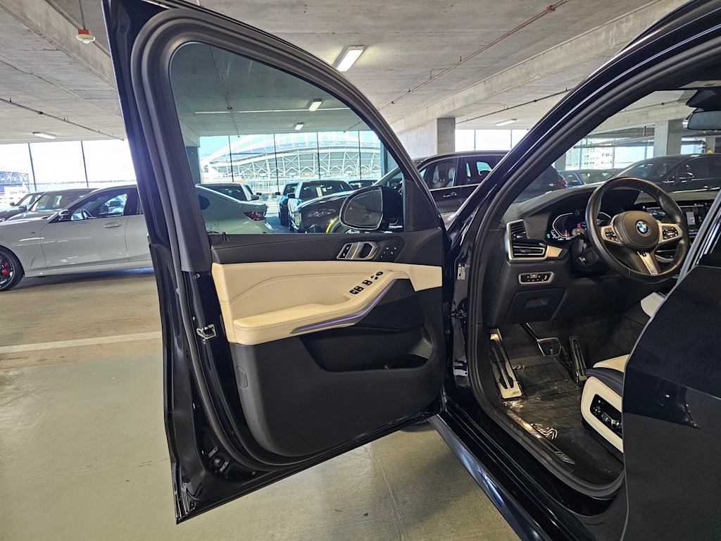 Thumbnail: 2022 BMW X5 - 27