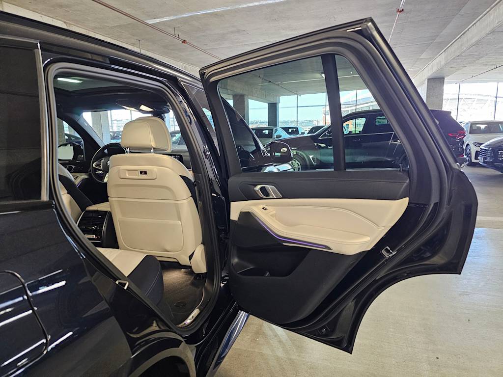 Thumbnail: 2022 BMW X5 - 30