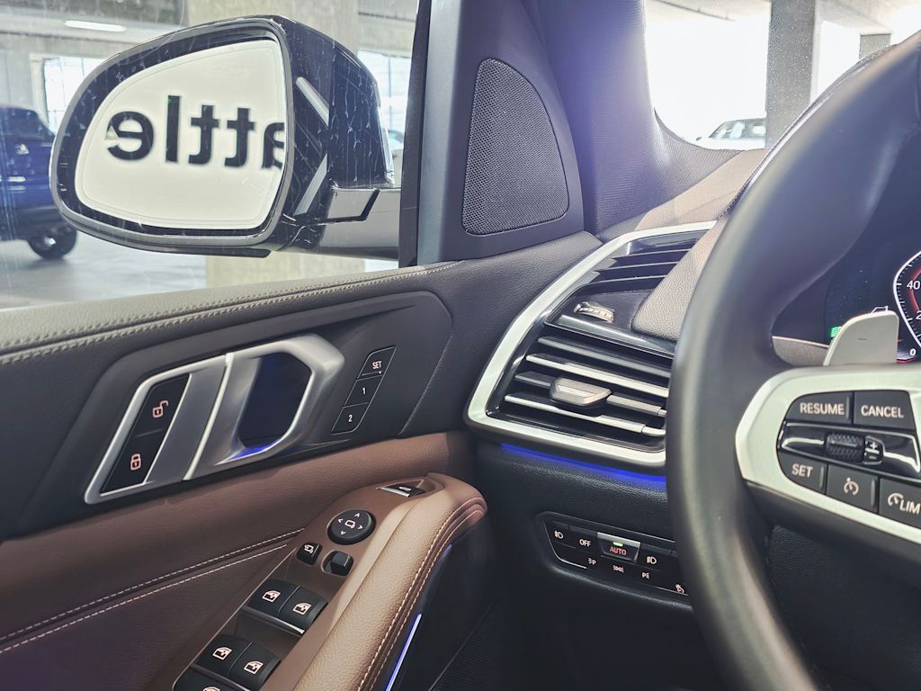 Thumbnail: 2021 BMW X5 - 28