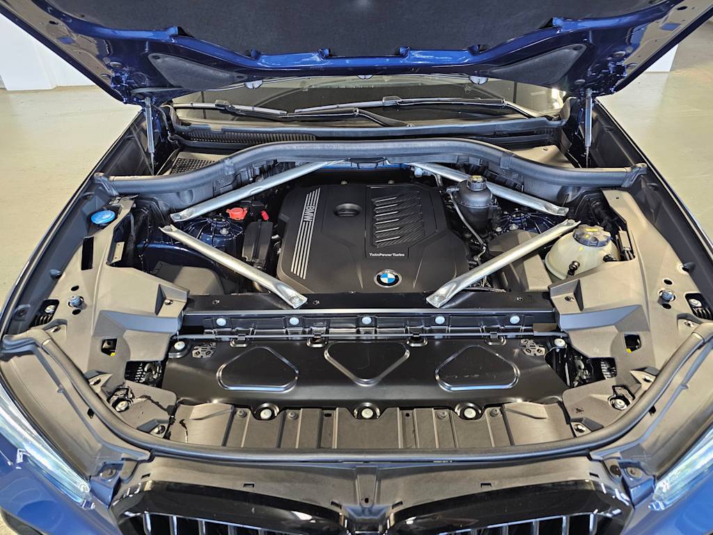Thumbnail: 2019 BMW X5 - 9