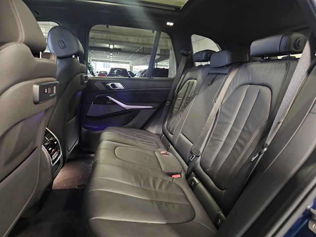 Thumbnail: 2019 BMW X5 - 13
