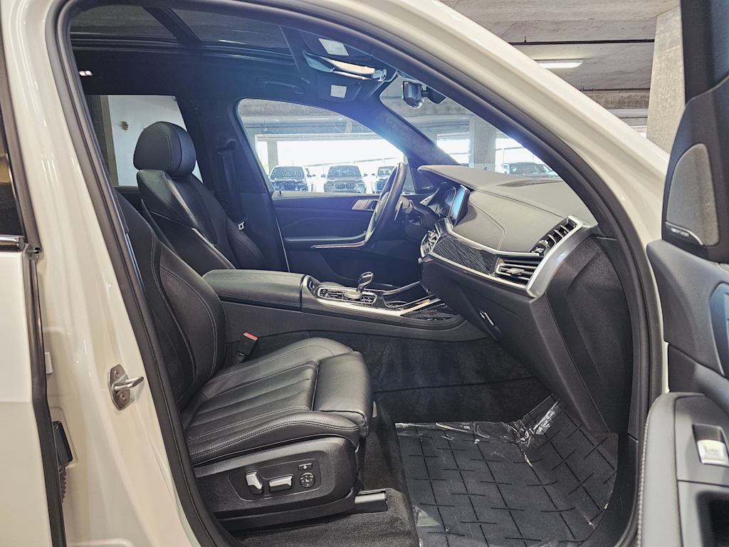 Thumbnail: 2020 BMW X7 - 12