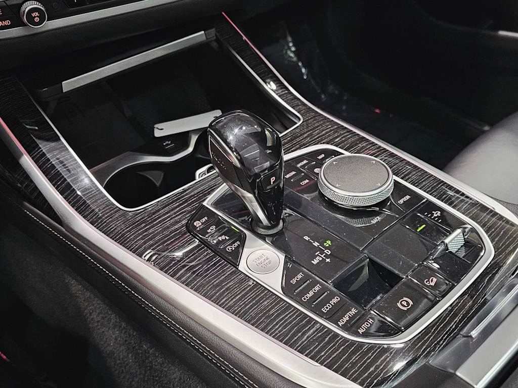 Thumbnail: 2020 BMW X7 - 16