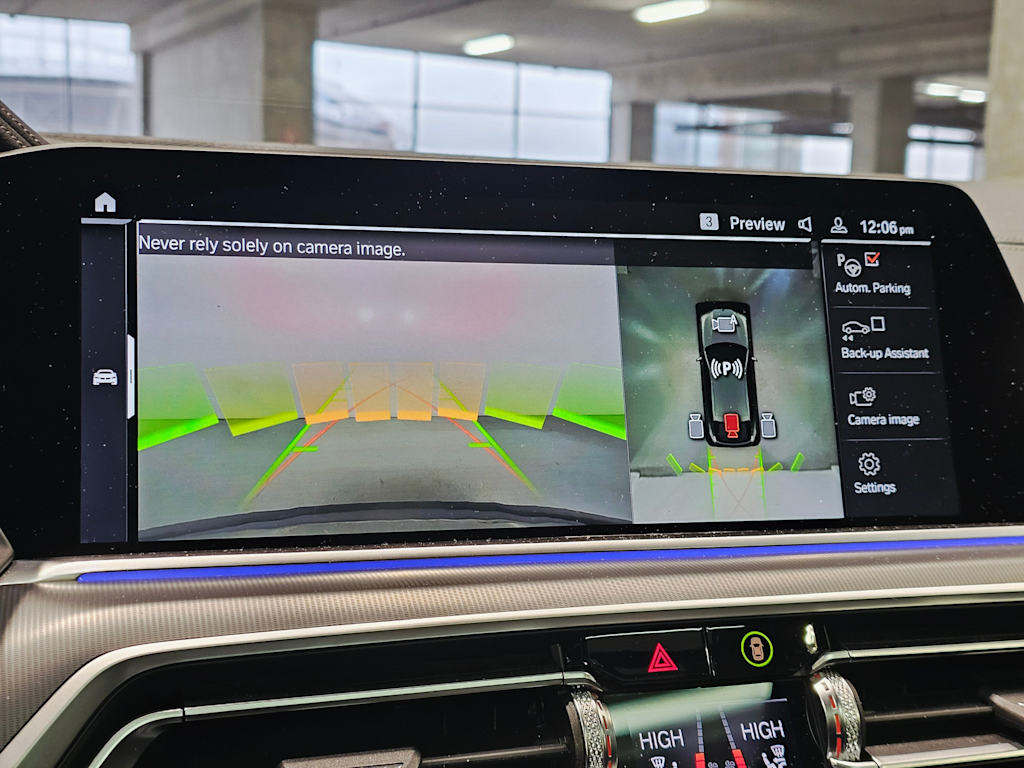 Thumbnail: 2023 BMW X6 - 21