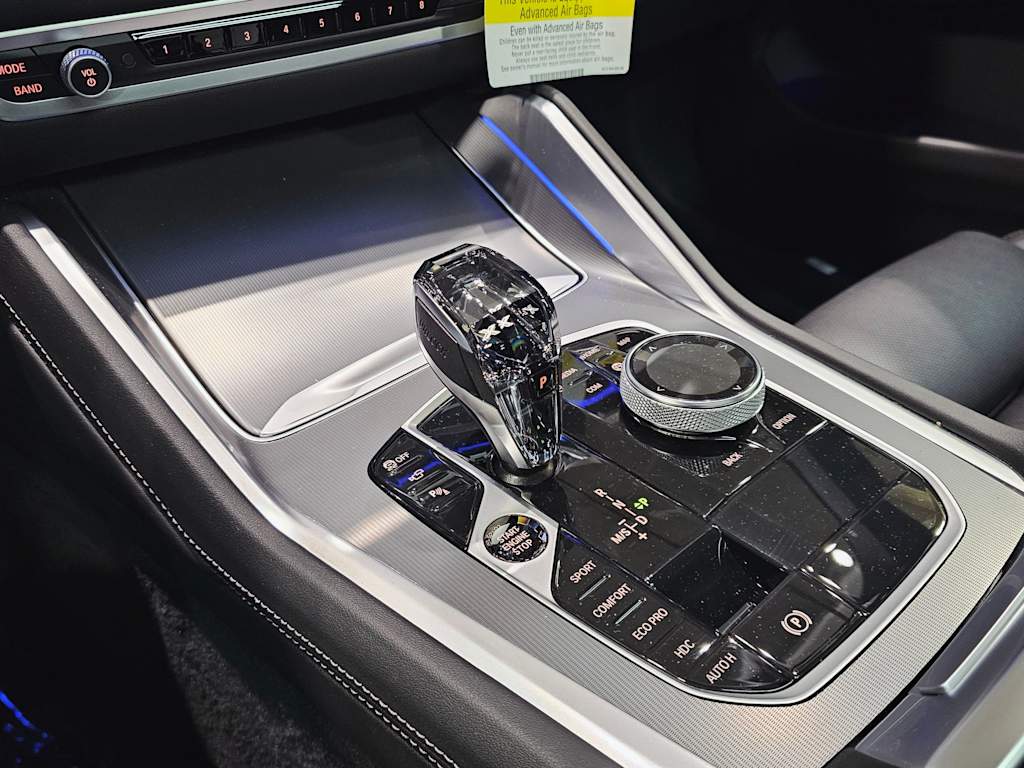 Thumbnail: 2023 BMW X6 - 16