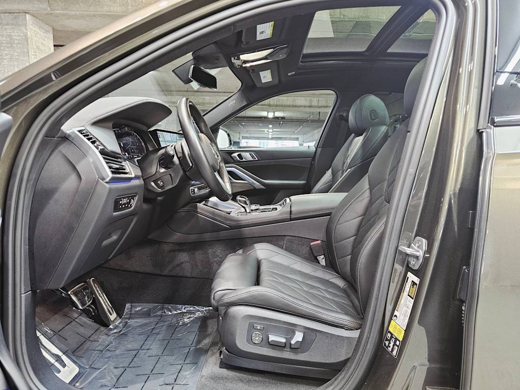 Thumbnail: 2023 BMW X6 - 10