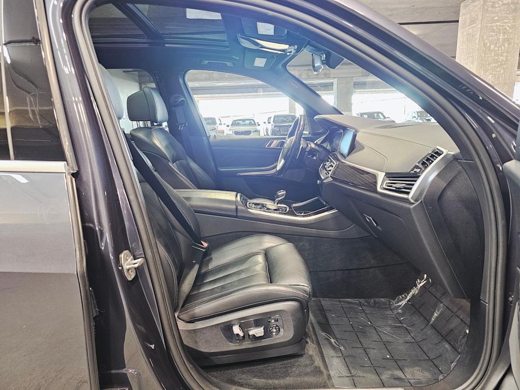 Thumbnail: 2020 BMW X5 - 11