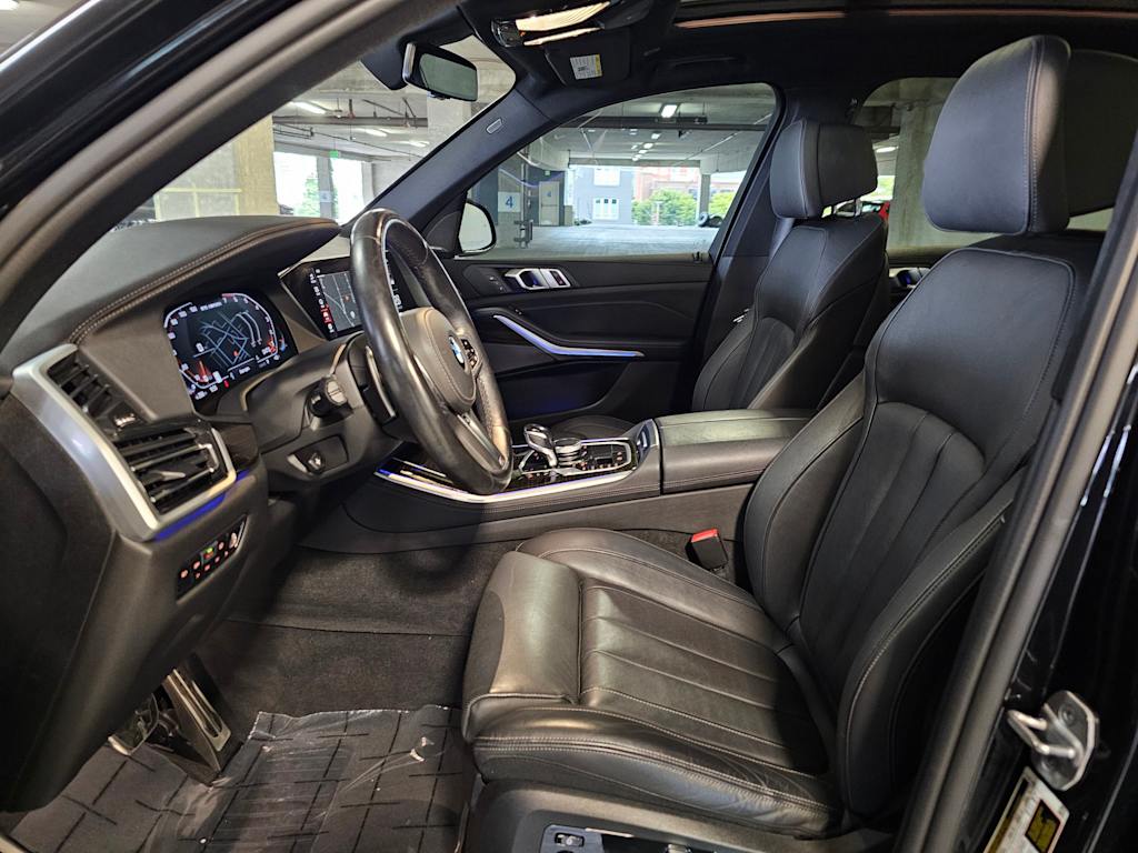 Thumbnail: 2021 BMW X5 - 10