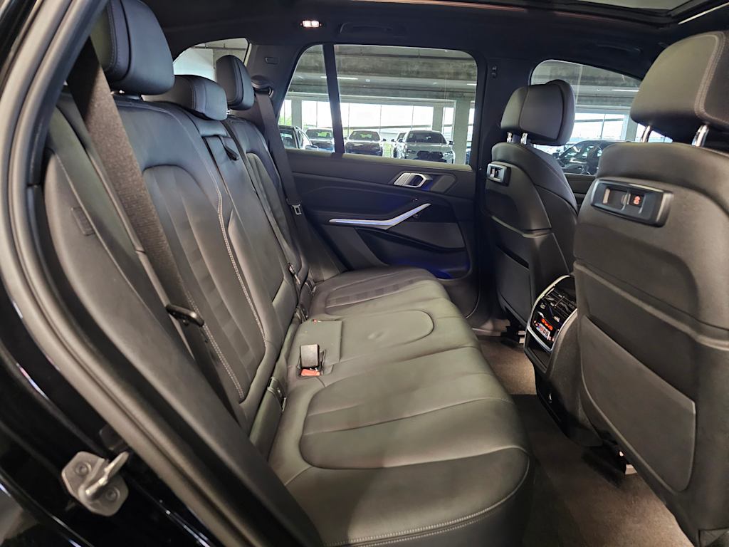 Thumbnail: 2021 BMW X5 - 30