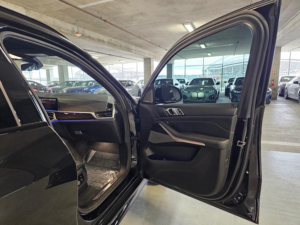 Thumbnail: 2021 BMW X5 - 31