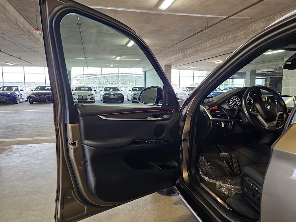 Thumbnail: 2017 BMW X5 - 26