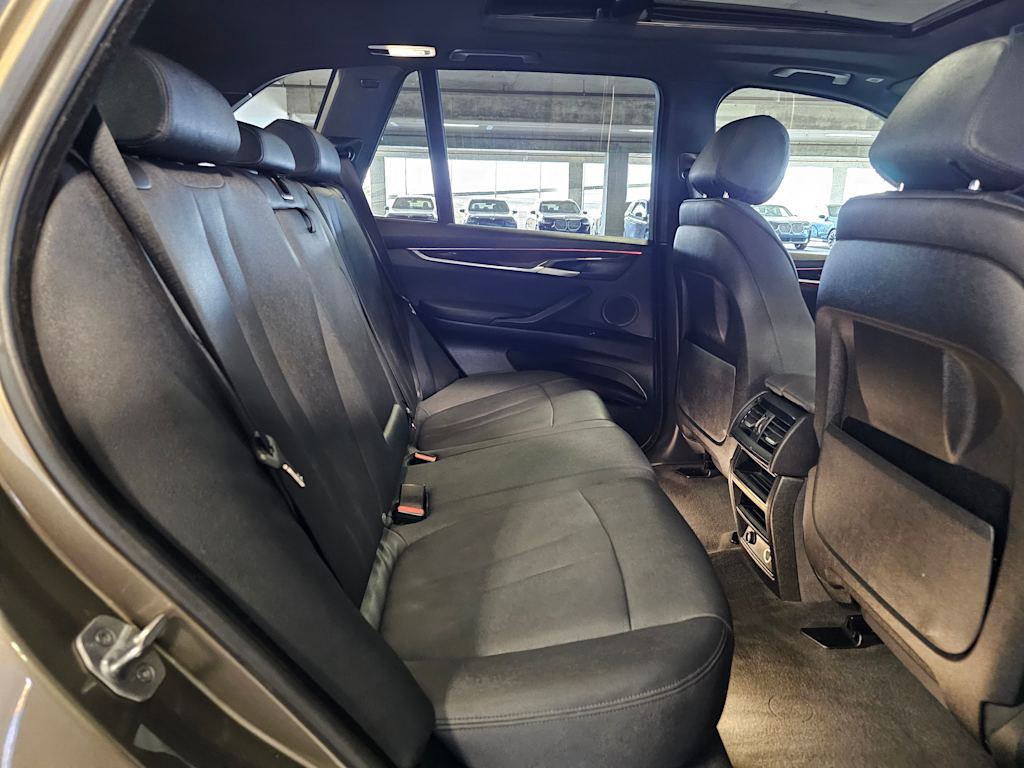 Thumbnail: 2017 BMW X5 - 30