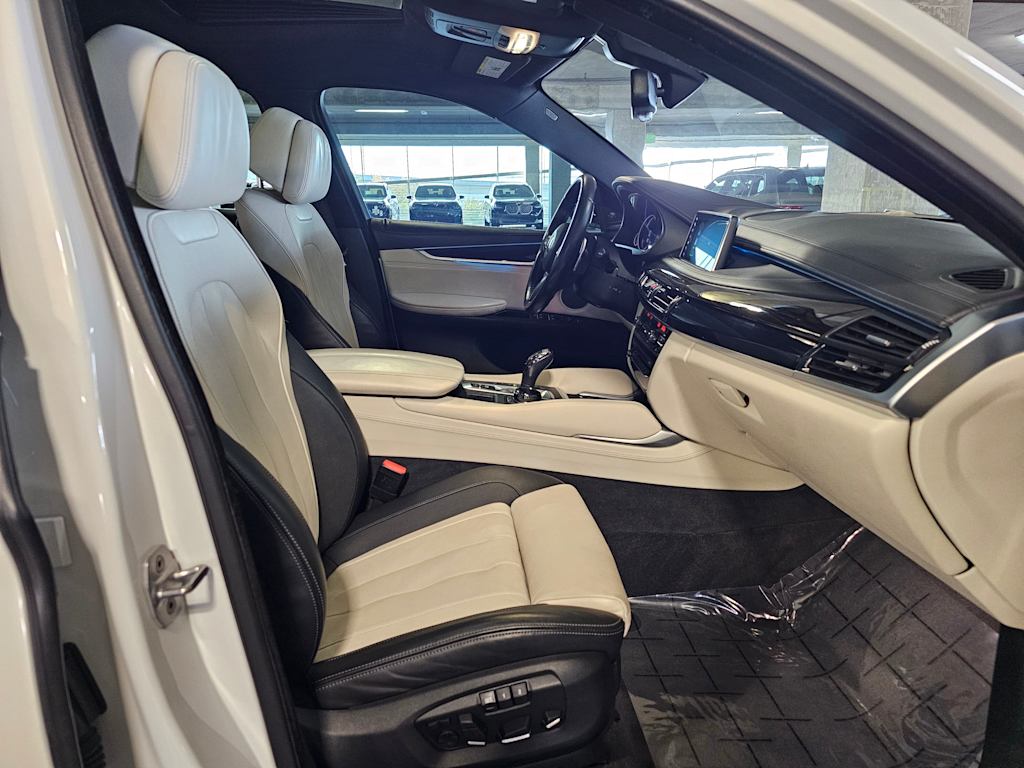 Thumbnail: 2018 BMW X6 - 32