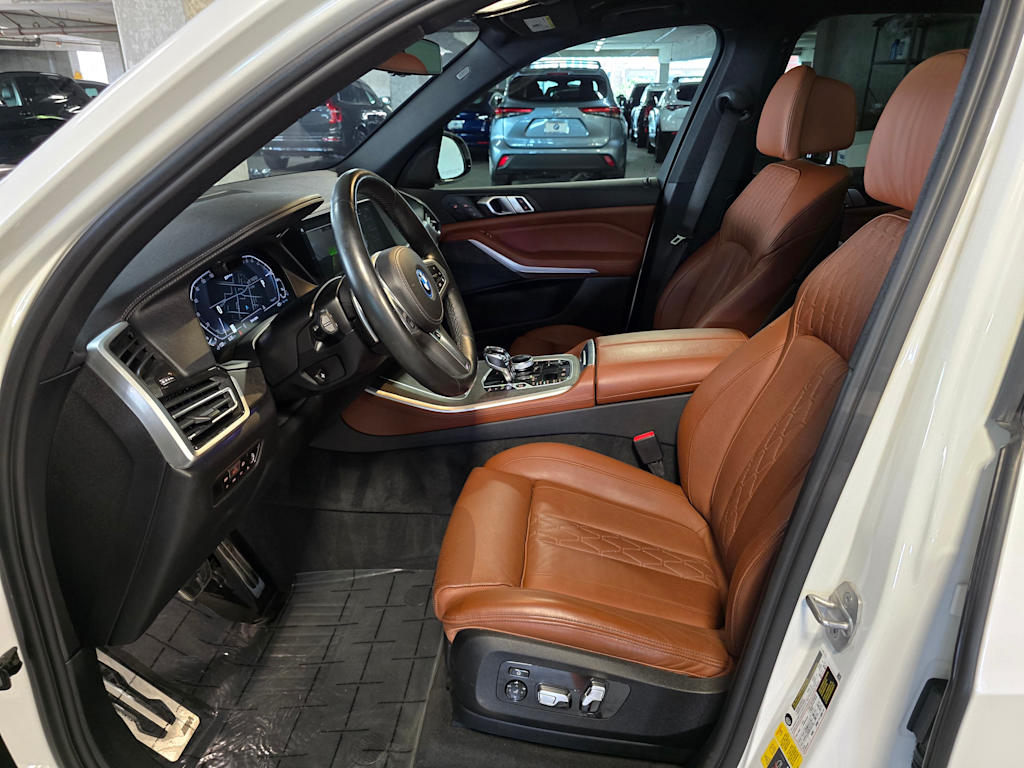 Thumbnail: 2022 BMW X5 - 11