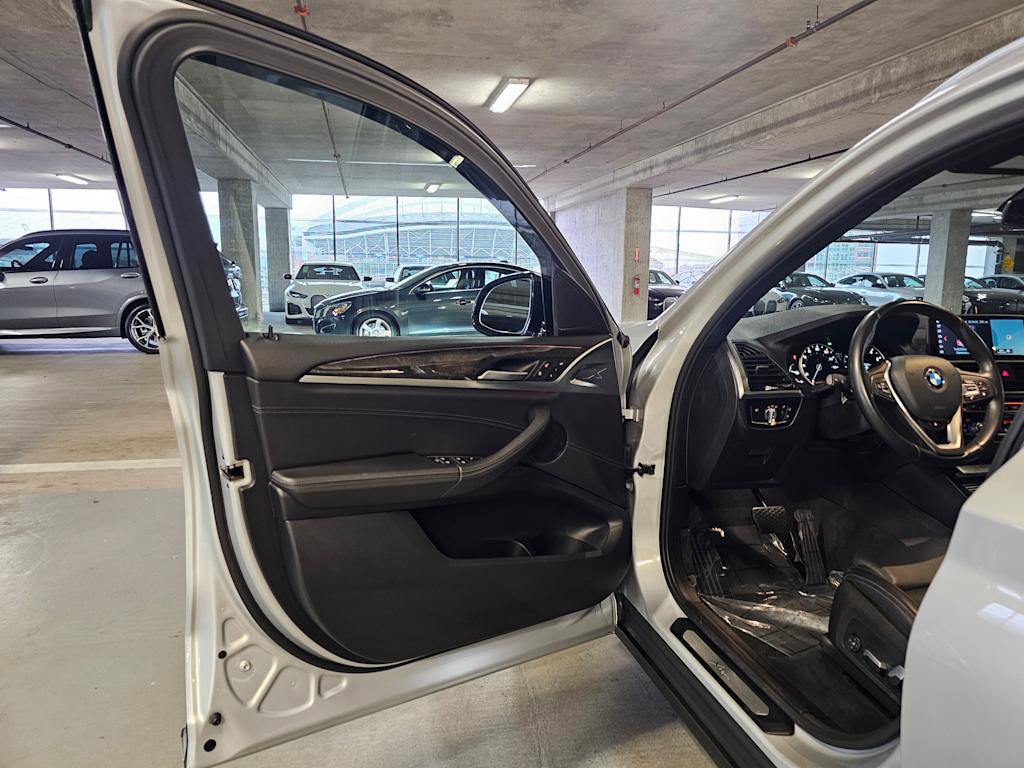 Thumbnail: 2018 BMW X3 - 28