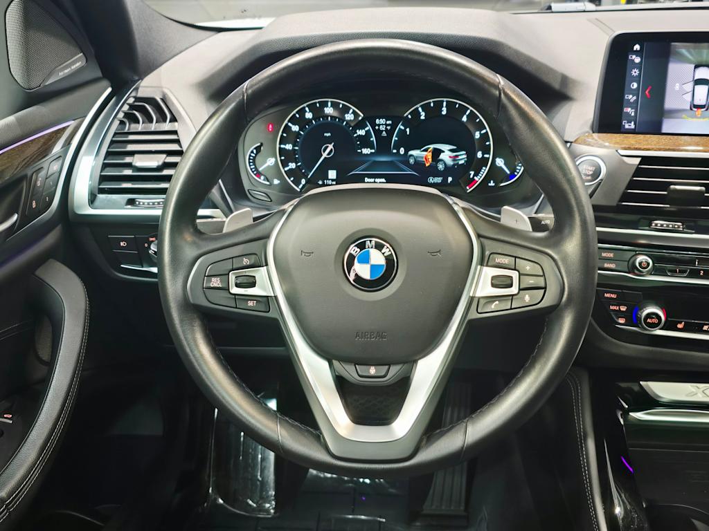 Thumbnail: 2019 BMW X4 - 14