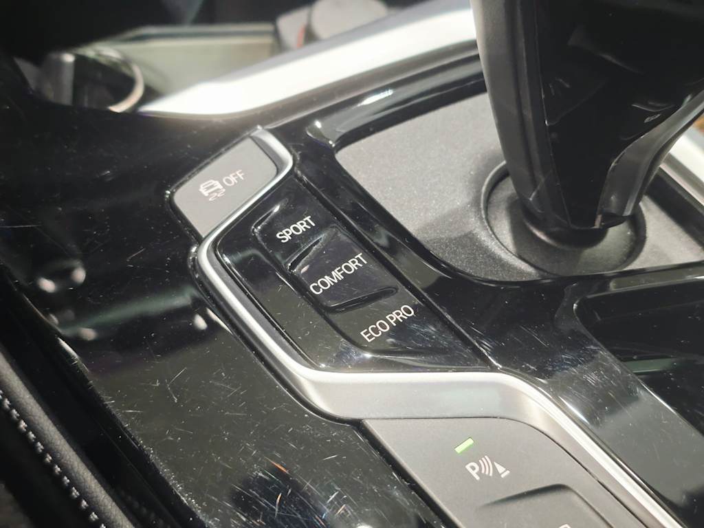 Thumbnail: 2019 BMW X4 - 25