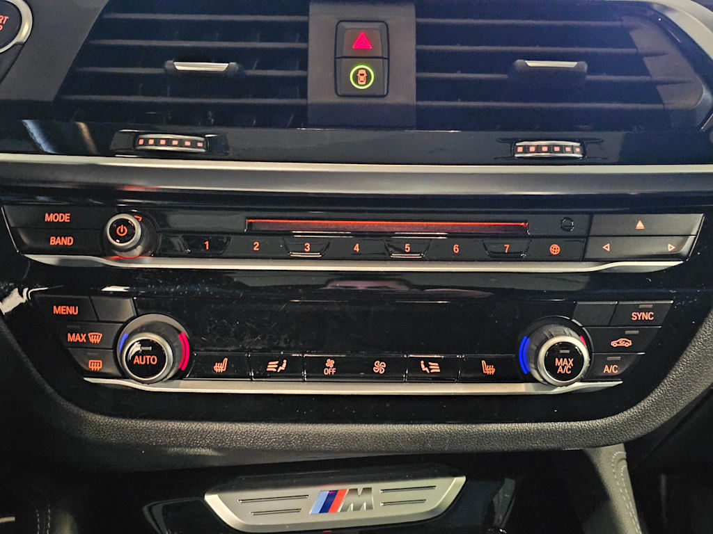 Thumbnail: 2019 BMW X4 - 25