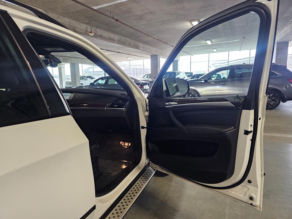 Thumbnail: 2013 BMW X5 - 36