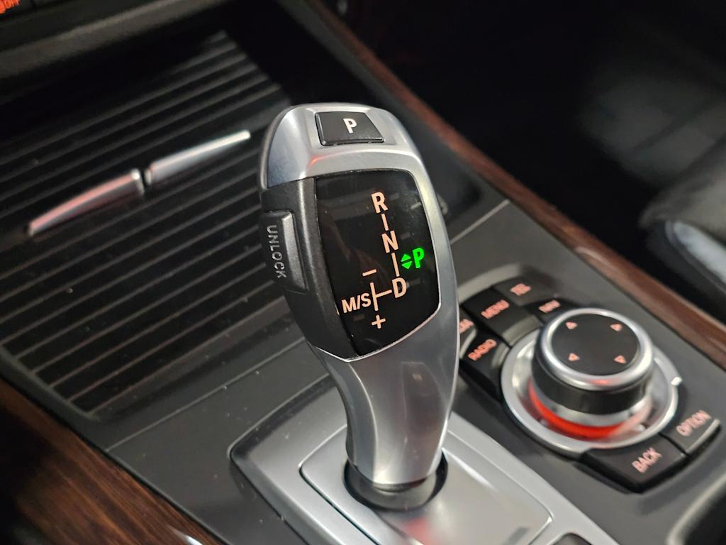 Thumbnail: 2013 BMW X5 - 28