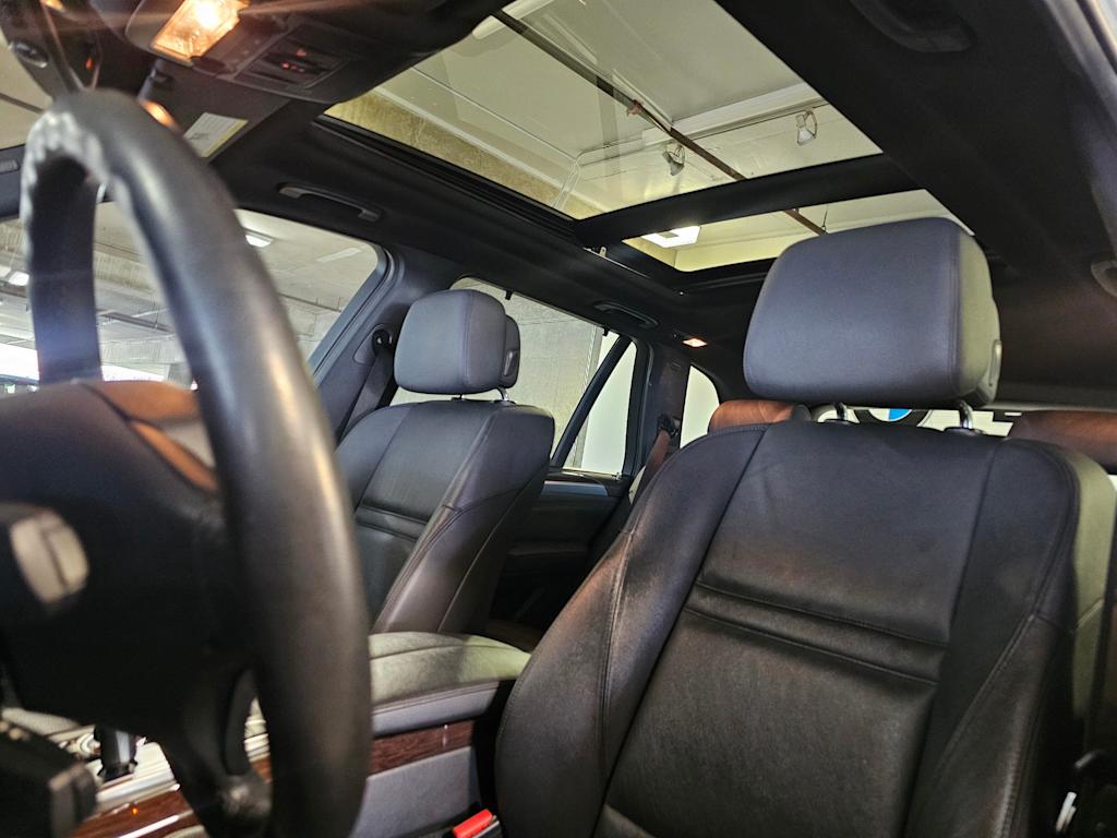 Thumbnail: 2013 BMW X5 - 32