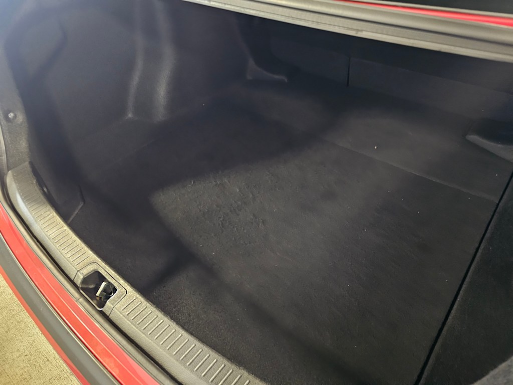 Thumbnail: 2021 Toyota Corolla - 32
