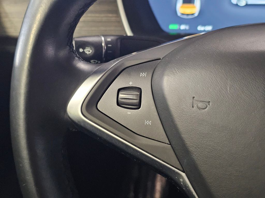 Thumbnail: 2016 Tesla Model S - 25