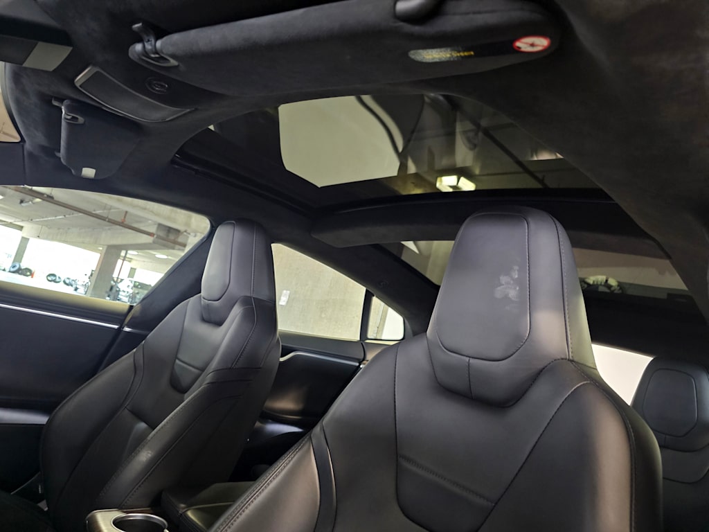Thumbnail: 2016 Tesla Model S - 29
