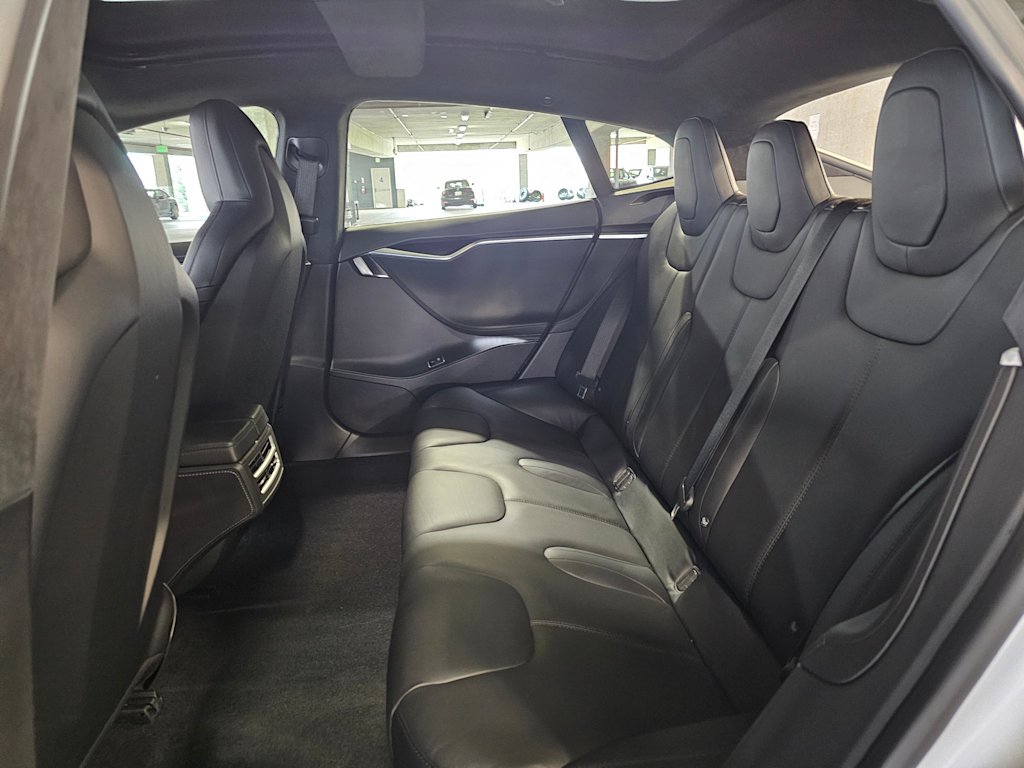 Thumbnail: 2016 Tesla Model S - 12