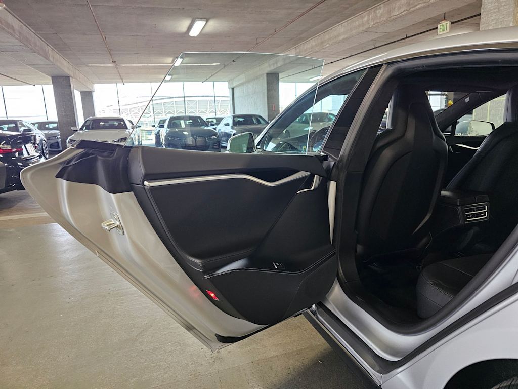 Thumbnail: 2016 Tesla Model S - 30