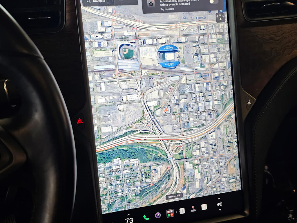 Thumbnail: 2018 Tesla Model X - 23