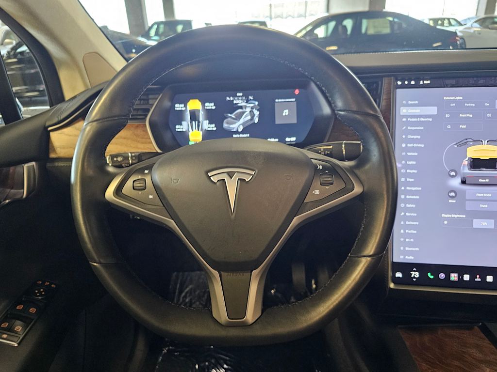 Thumbnail: 2018 Tesla Model X - 12