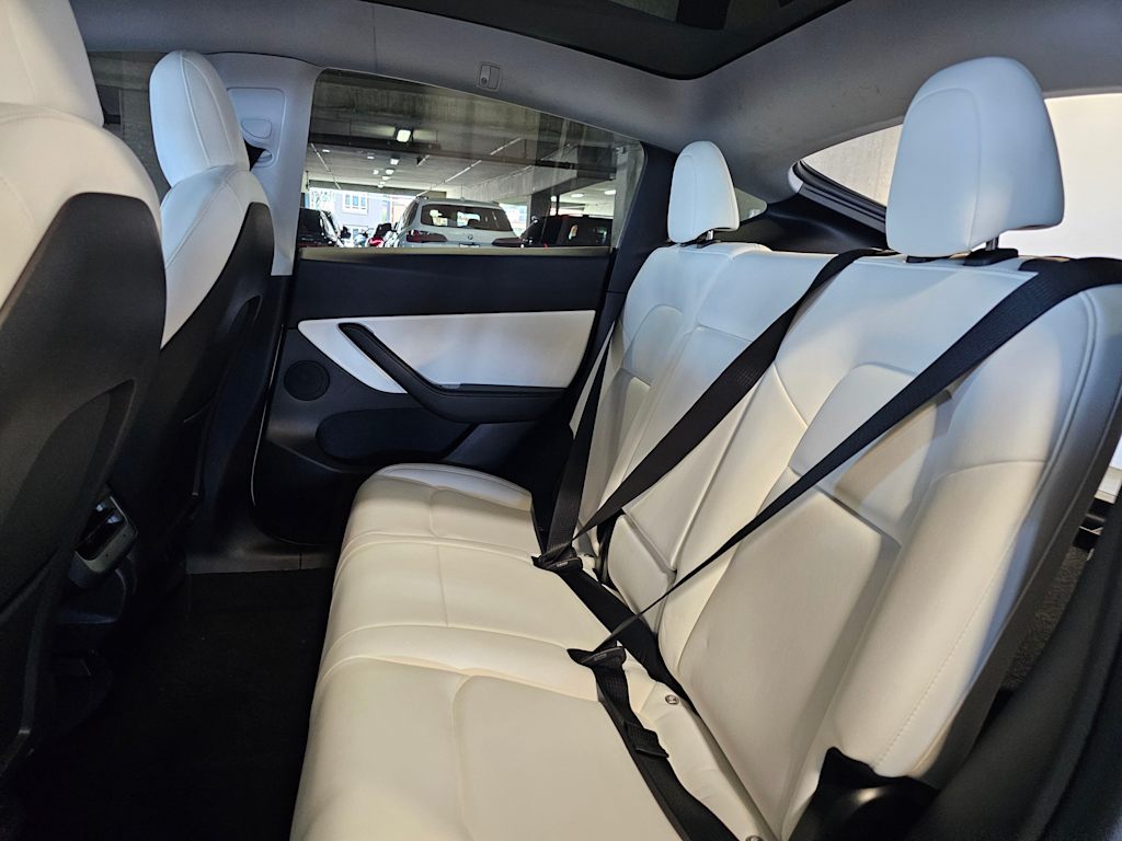 Thumbnail: 2020 Tesla Model Y - 11