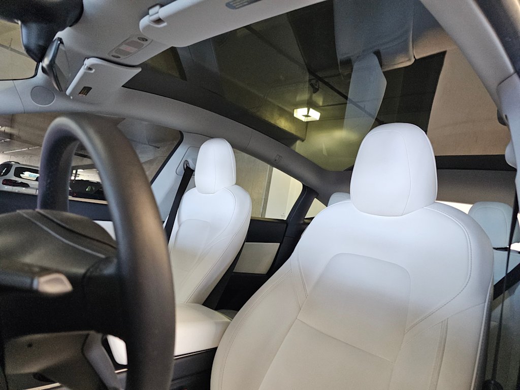 Thumbnail: 2020 Tesla Model Y - 26