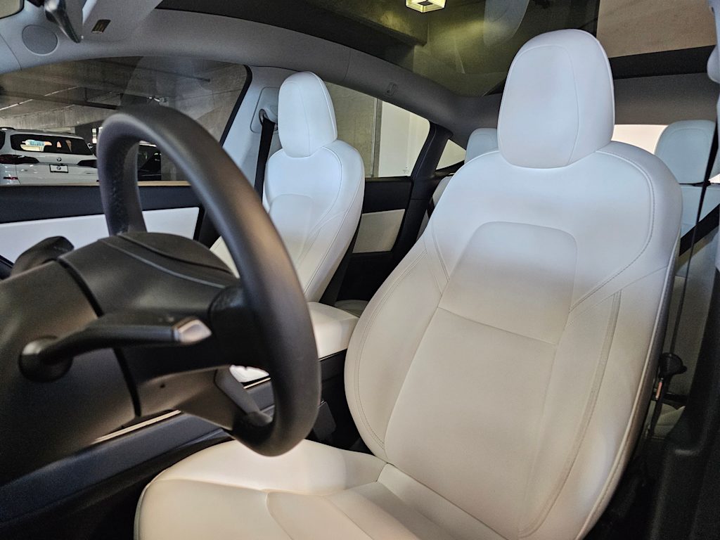 Thumbnail: 2020 Tesla Model Y - 25