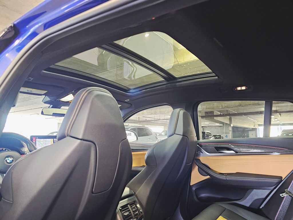 Thumbnail: 2022 BMW X4 - 30