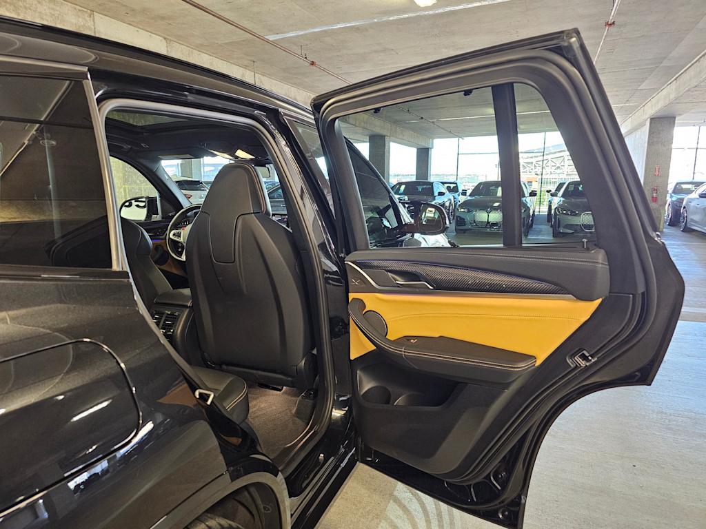 Thumbnail: 2021 BMW X3 - 31