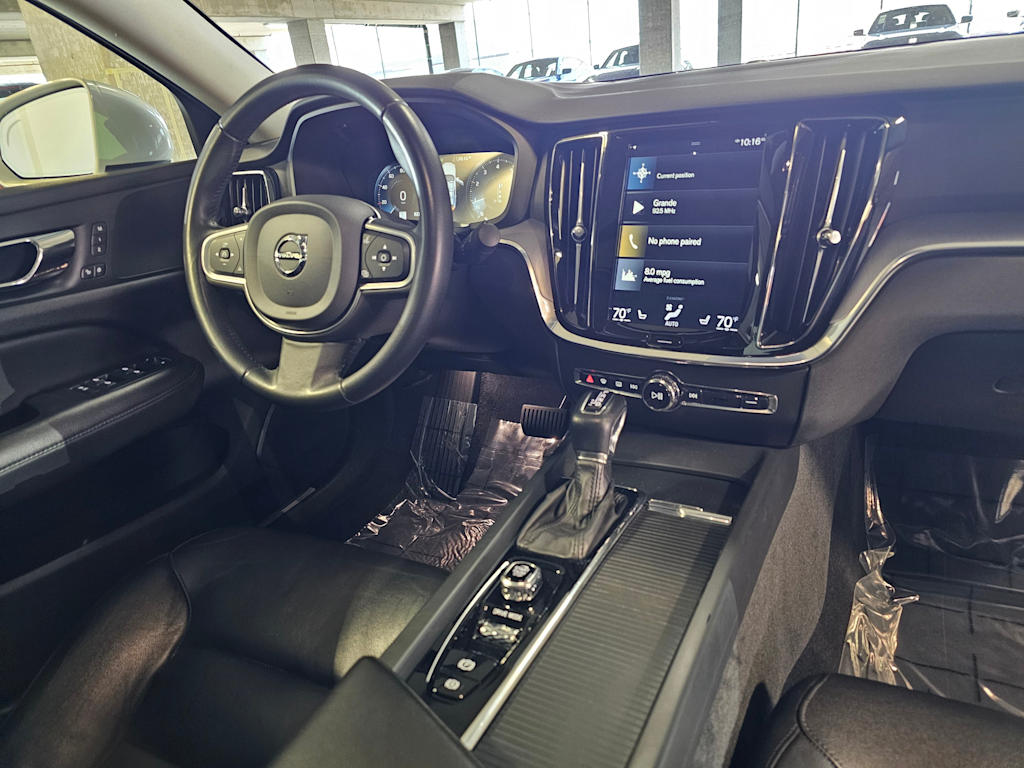 Thumbnail: 2020 Volvo S60 - 15