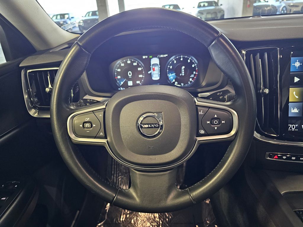 Thumbnail: 2020 Volvo S60 - 14