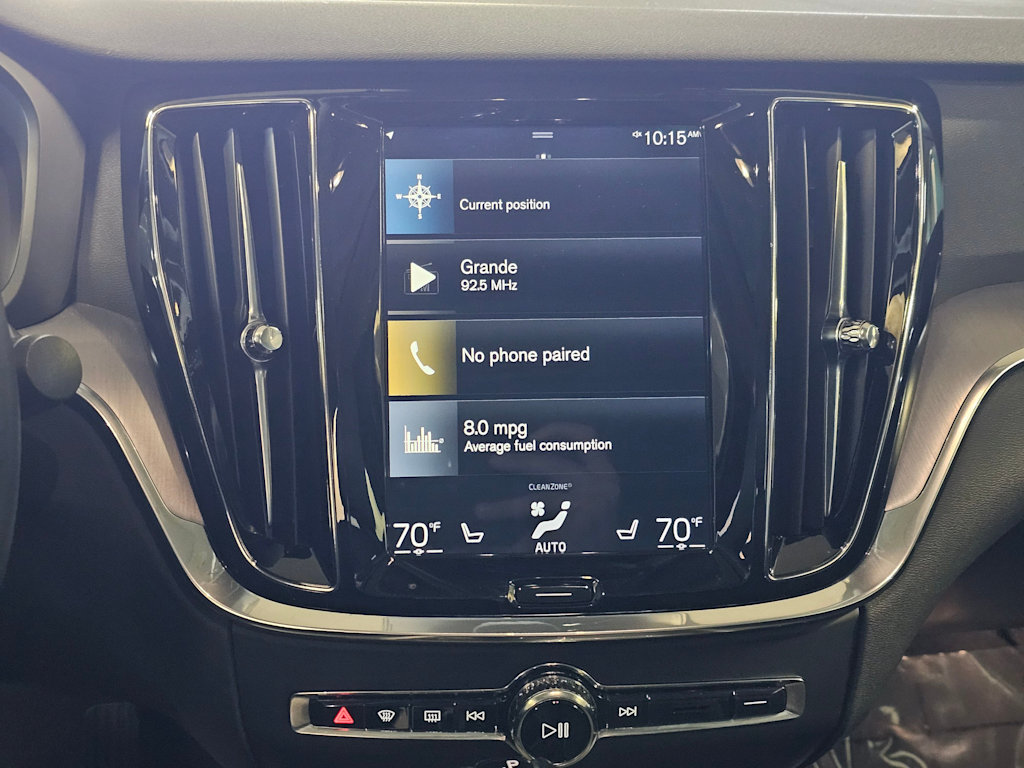 Thumbnail: 2020 Volvo S60 - 16