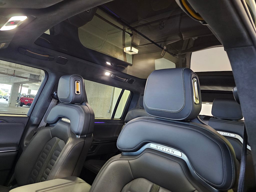Thumbnail: 2023 Rivian R1S - 26